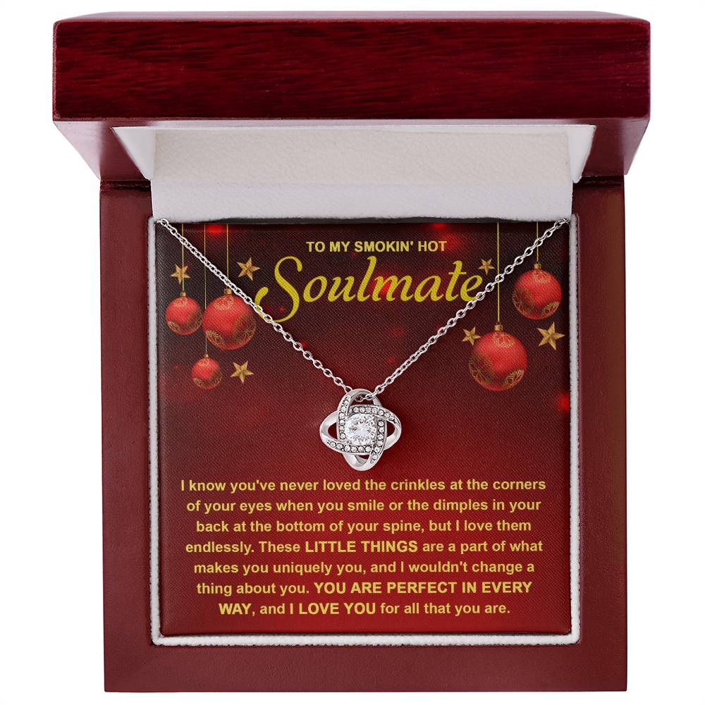 Soulmate-Little Things Love knot necklace