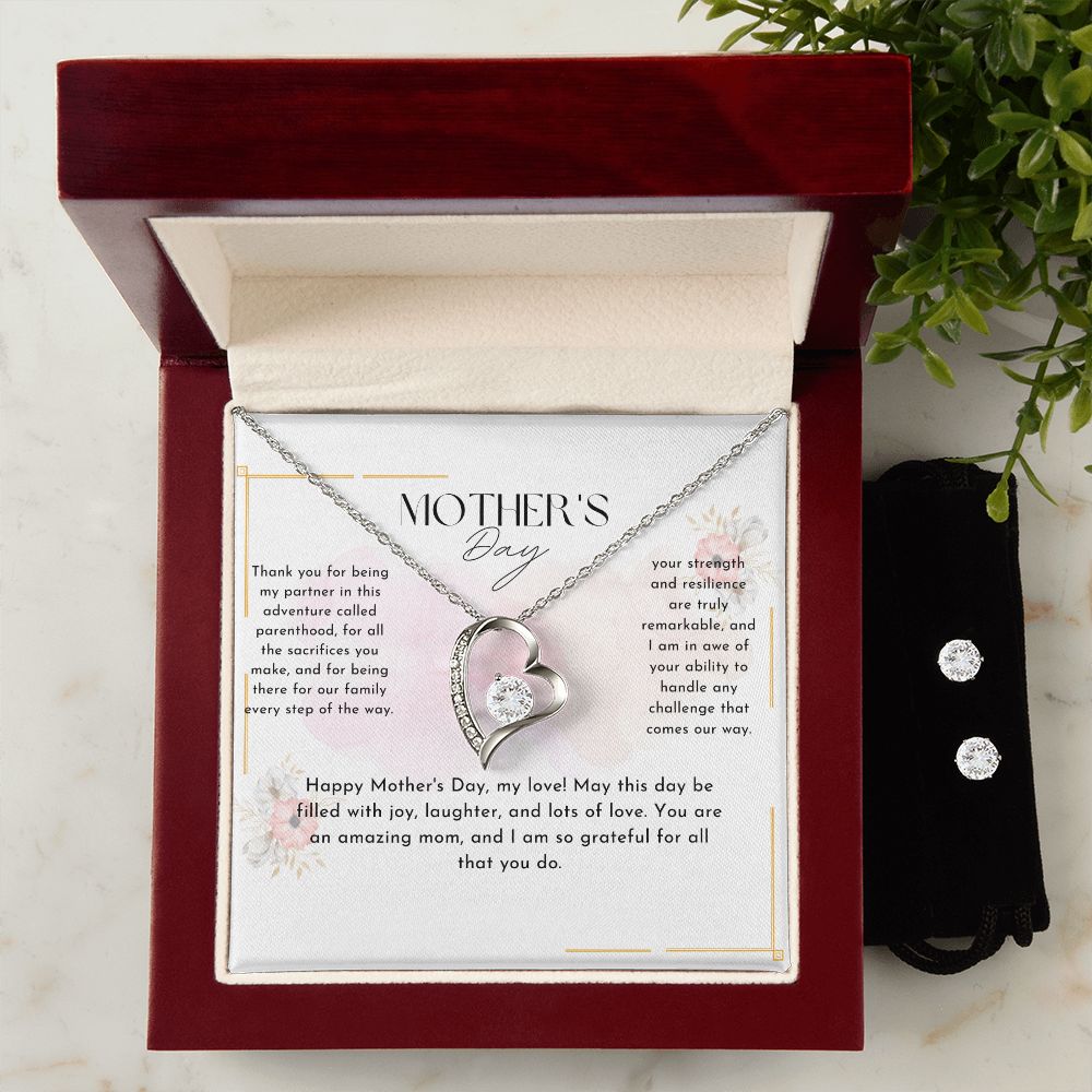 Pink Aesthetic Mother's Day (Card (Landscape)) (1000 × 1000 px) forever love necklace with earrings bundle