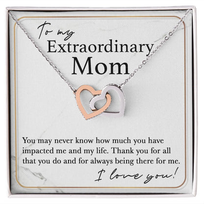 To My Extraordinary Mom interlocking hear necklace