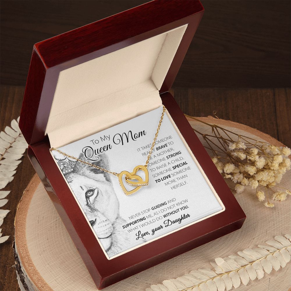 To My Queen Mom interlocking hear necklace