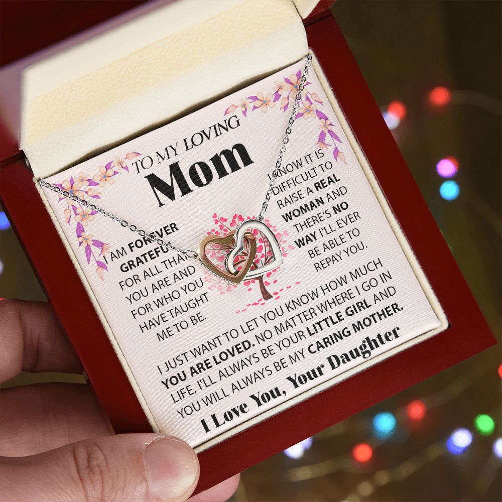 Loving Mom interlocking hear necklace