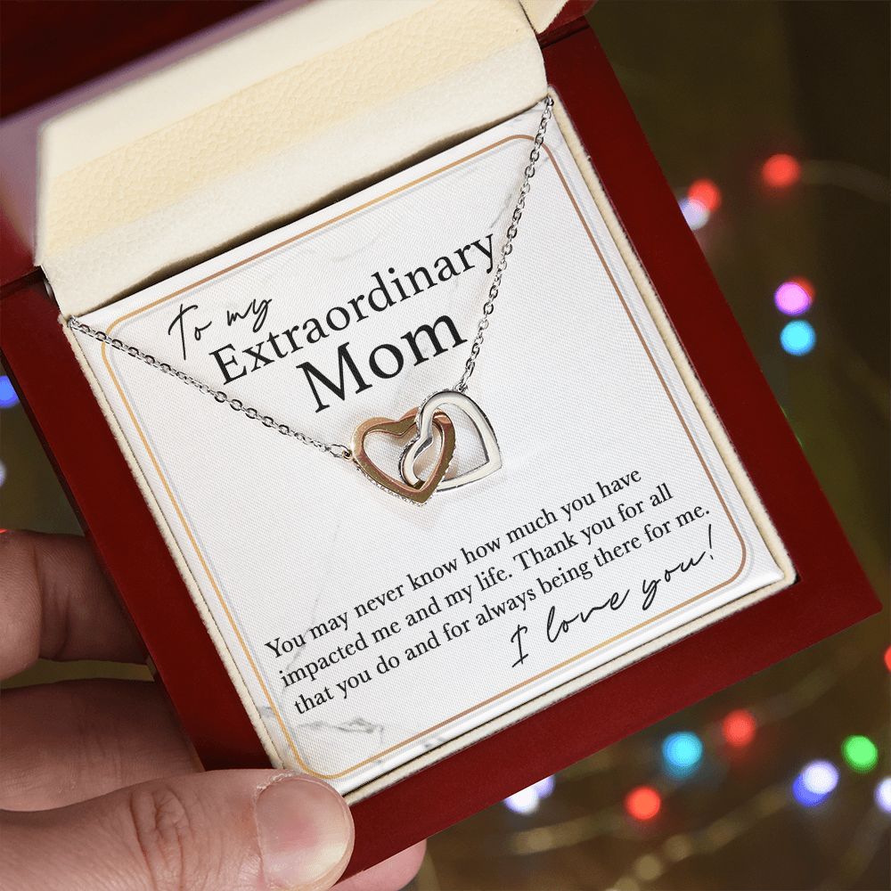 To My Extraordinary Mom interlocking hear necklace