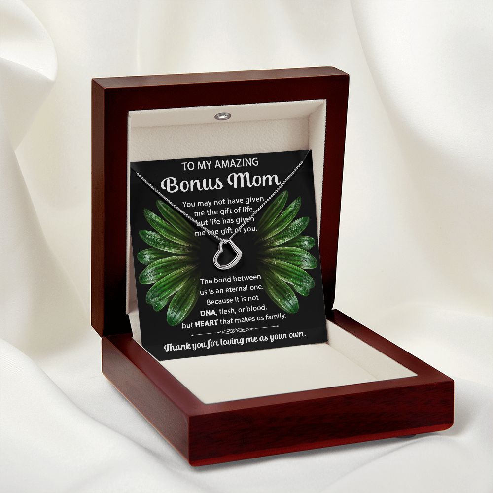 Bonus Mom Delicate Heart necklace